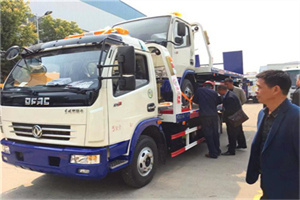 民丰汽车道路救援拖车价格